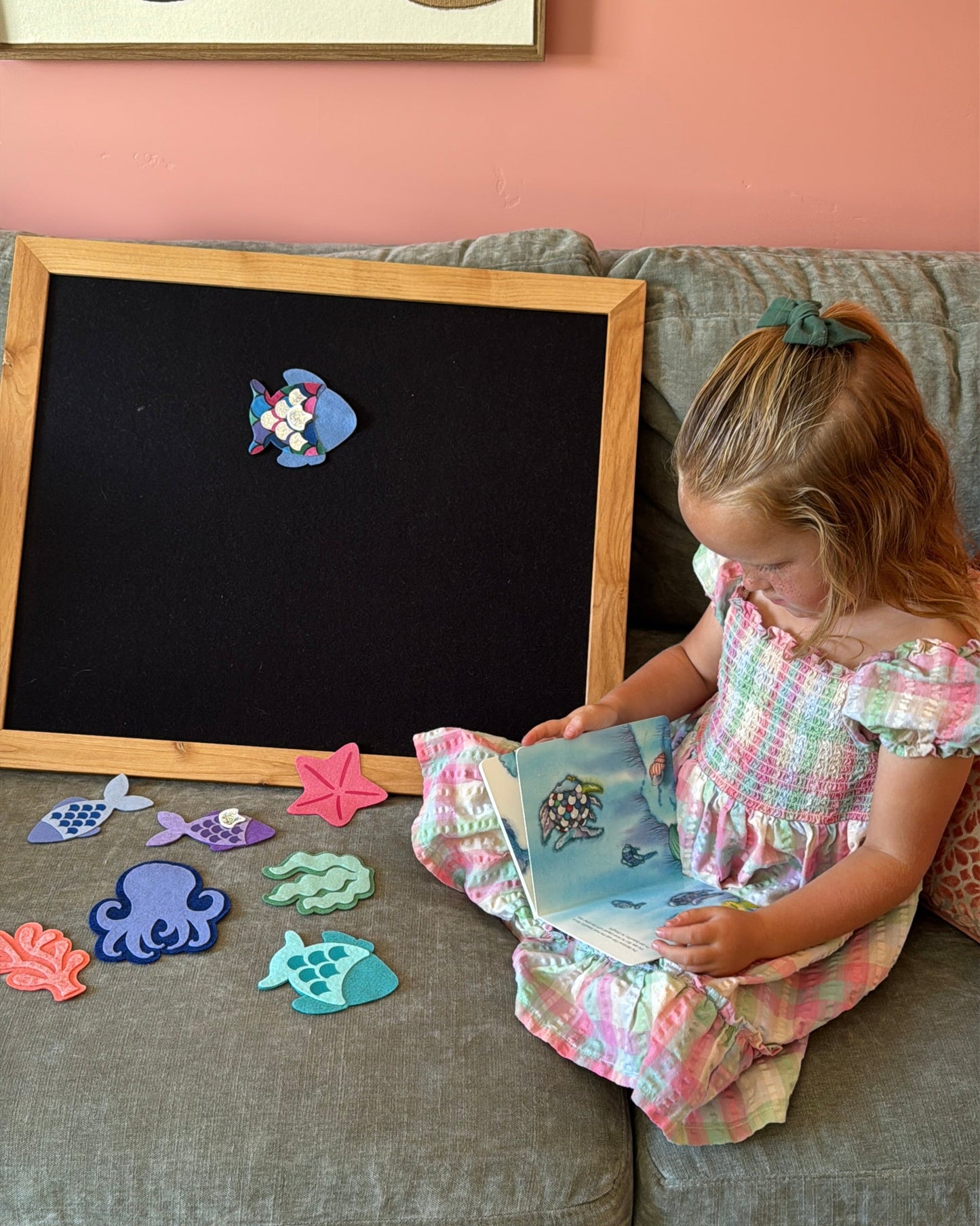 THE MONTHLY BOOK & FELT BOX