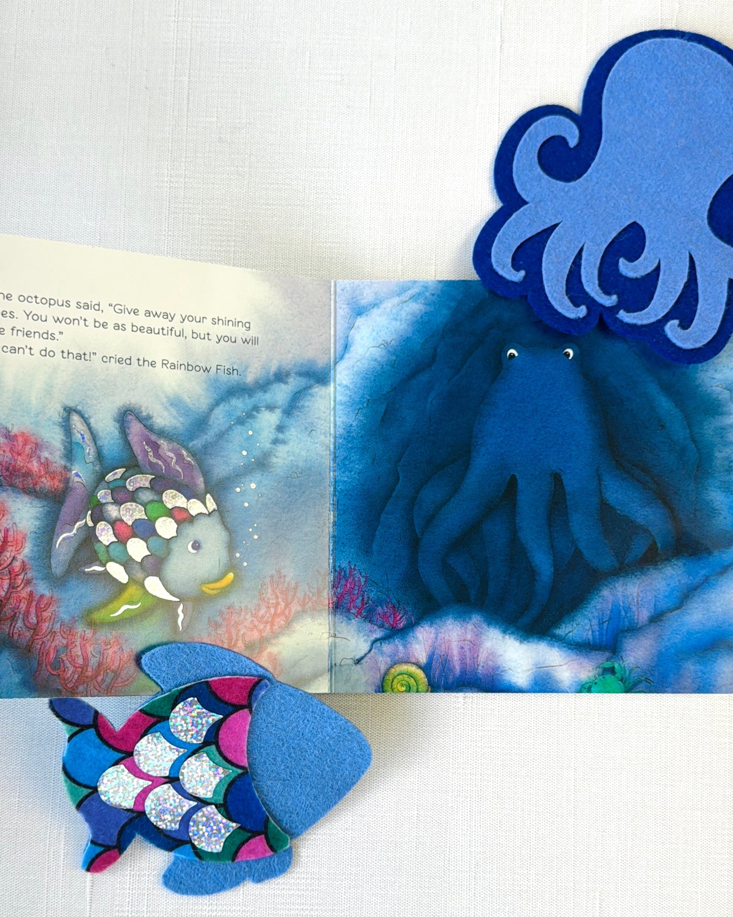 THE MONTHLY BOOK & FELT BOX